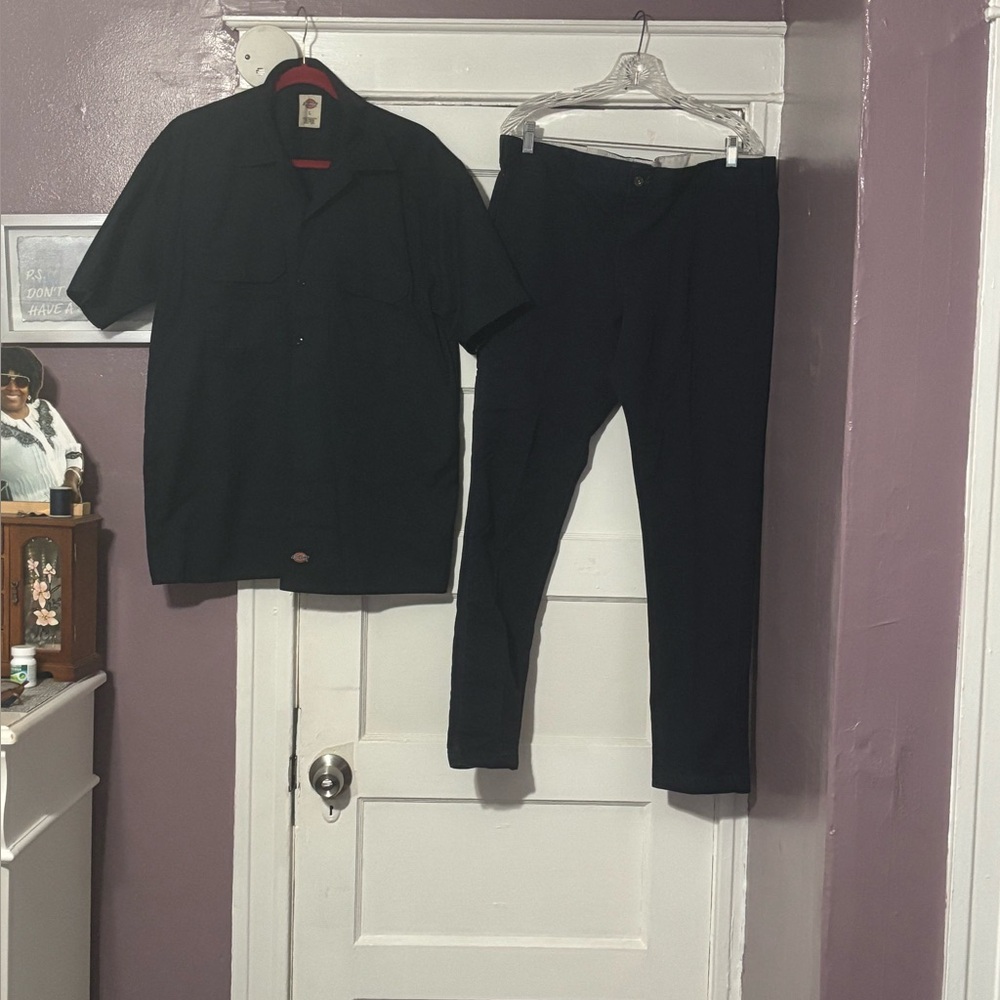 Men’s Dickies Navy 2pc pant set - Picture 2 of 8